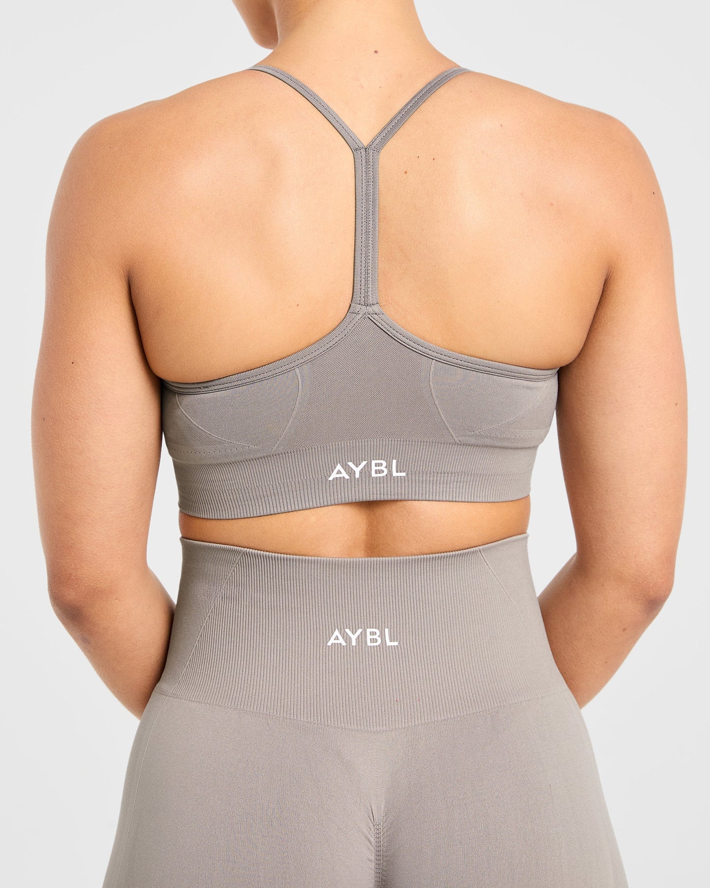 Empower Seamless Sports Set of 2 - Taupe